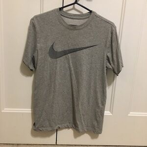 Nike Dri-fit gray T-shirt men’s size small